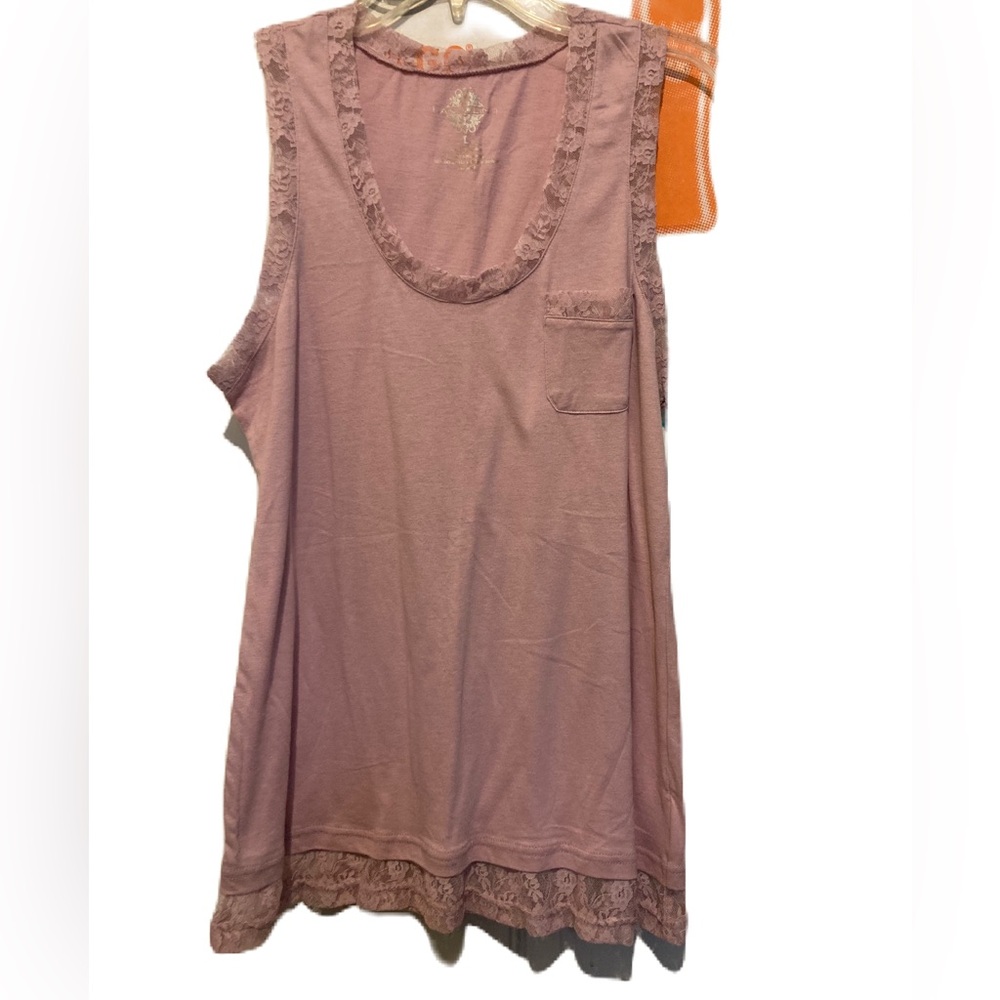 Bandolino Top